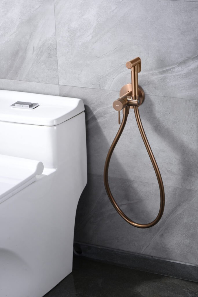 Grifería de bidé empotrada monomando oro rosa cepillado serie Line IMEX