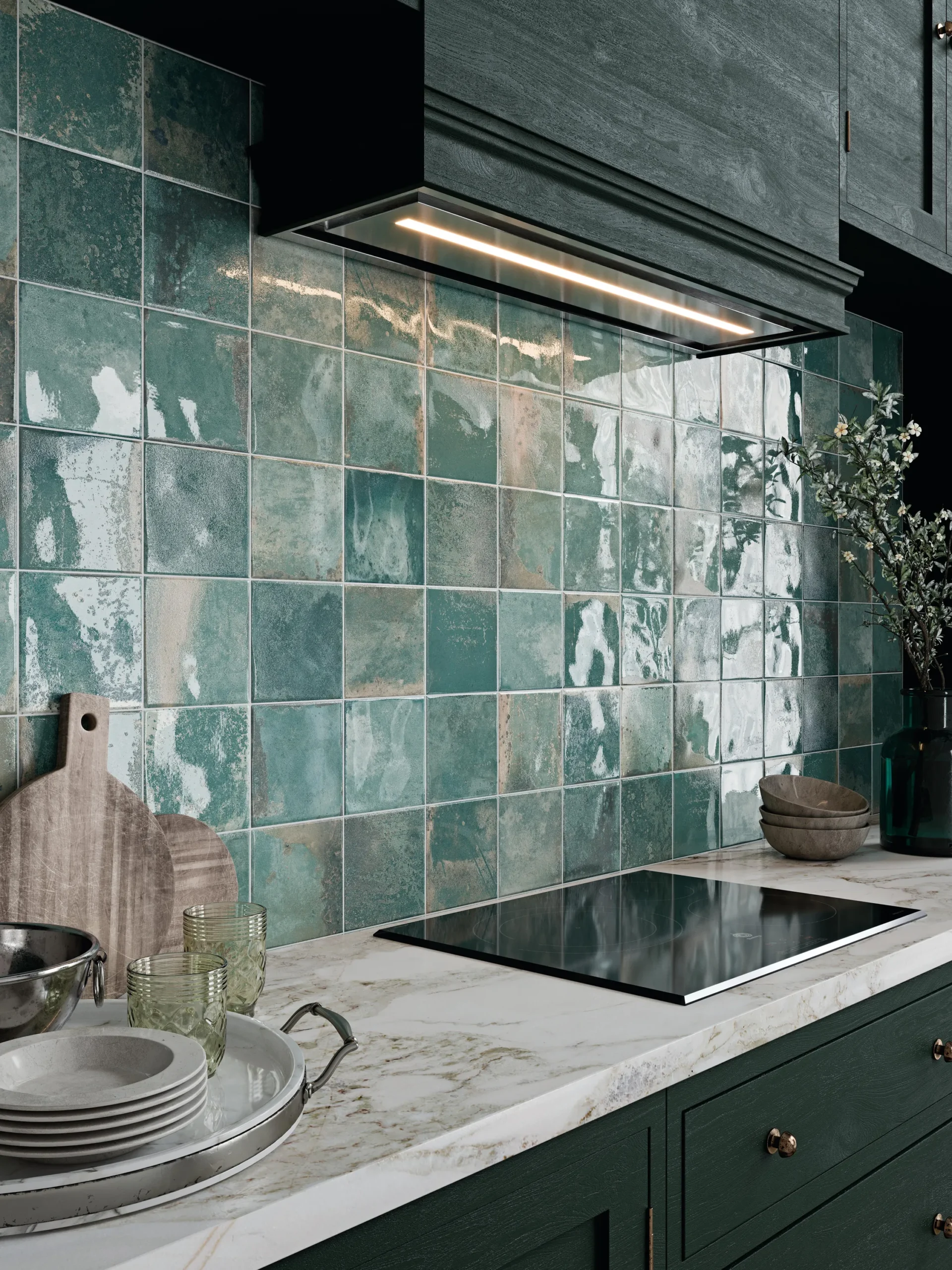 Azulejo Vanity Green 31,6×60 cm de GEOTILES — escena de ambiente ilustrativa