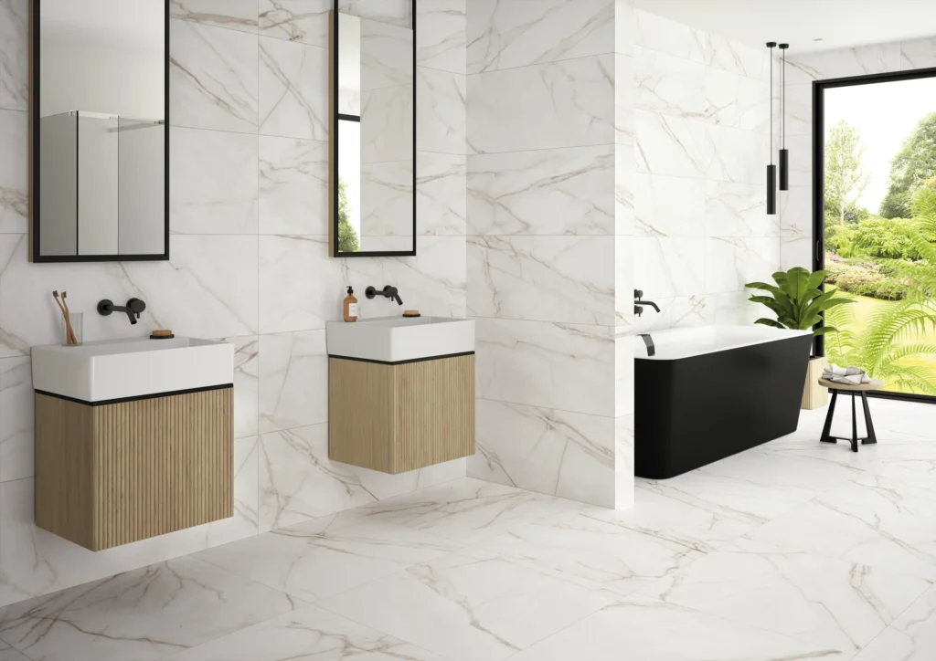 Suelo porcelánico Luxury Warm 75 × 75 cm · ambiente de baño