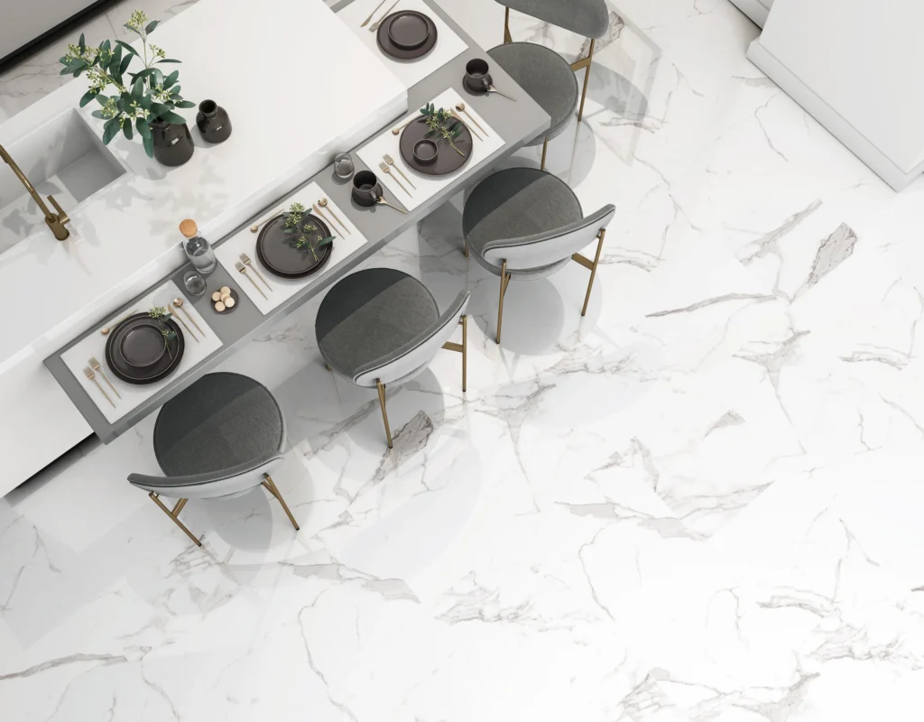 Suelo porcelánico Tiber Brillo 45 × 45 cm · ambiente de comedor